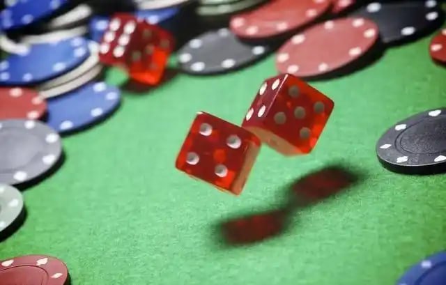 7p779